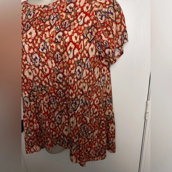 LOGO by Lori Goldstein Animal Print super soft ruffle top size L #1477 - Picture 7 of 10